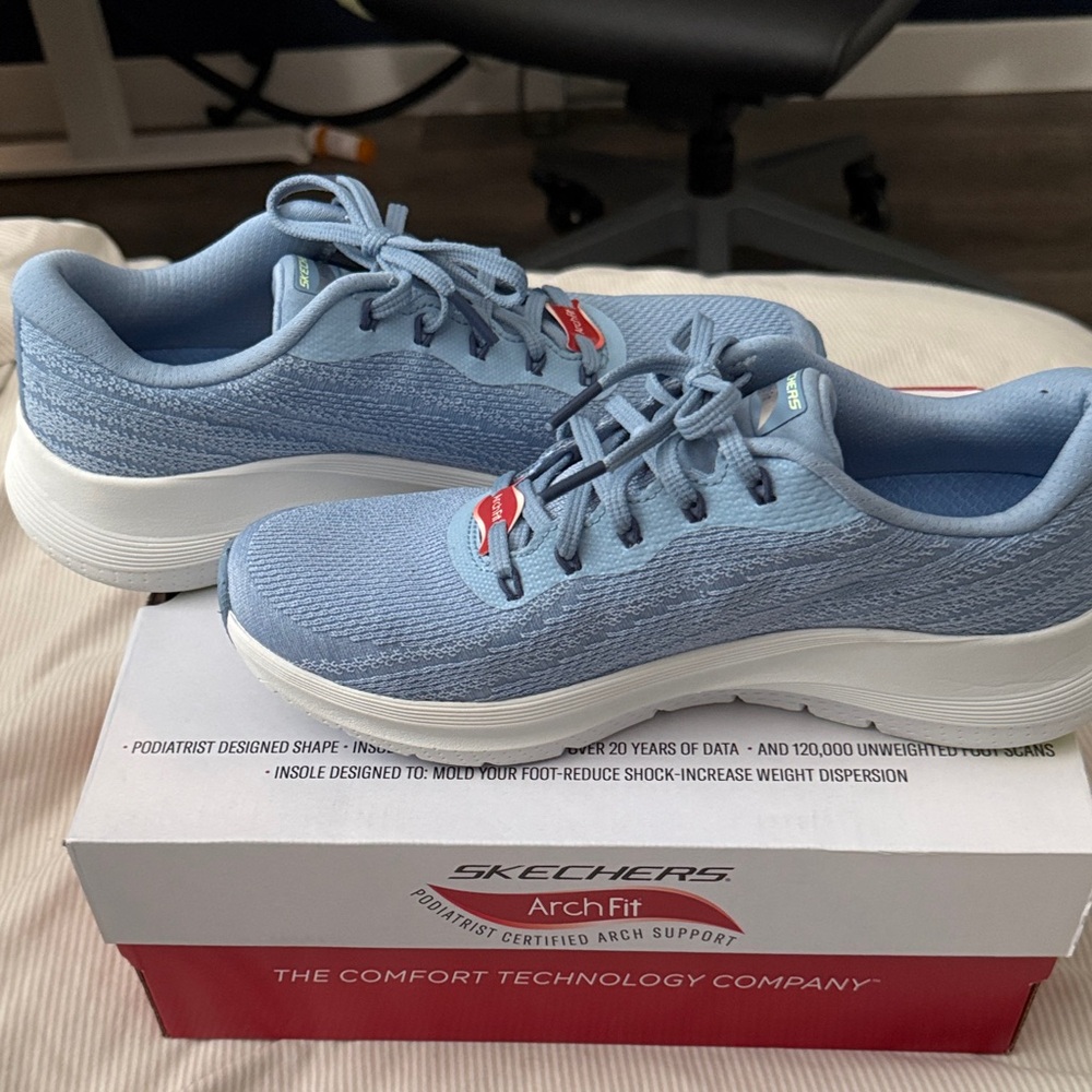 Skechers Women's Blue Arch Fit Sneakers